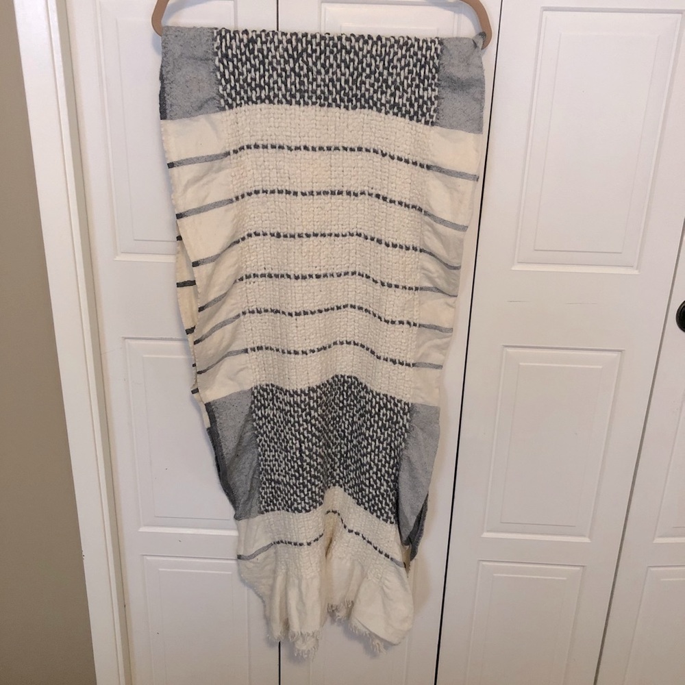 Wilfred Wool Scarf